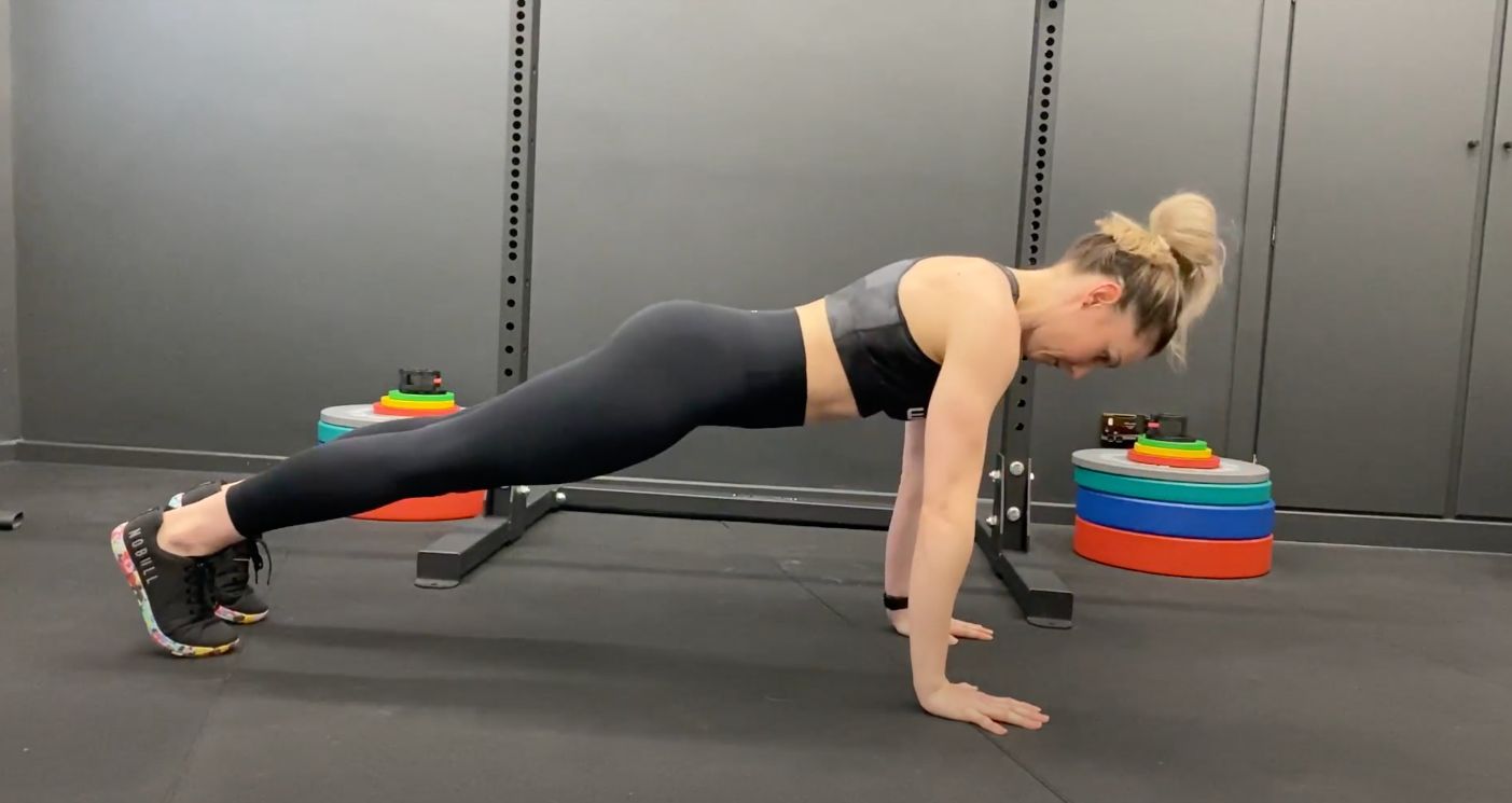 Push-Ups – 6 Common Mistakes (And How To Get Stronger)