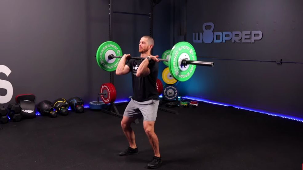 Weightlifting for Beginners: Power Vs Squat